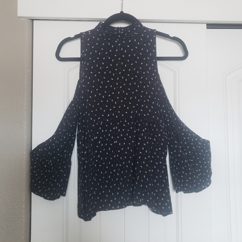 AE Cold Shoulder Mock Neck Blouse